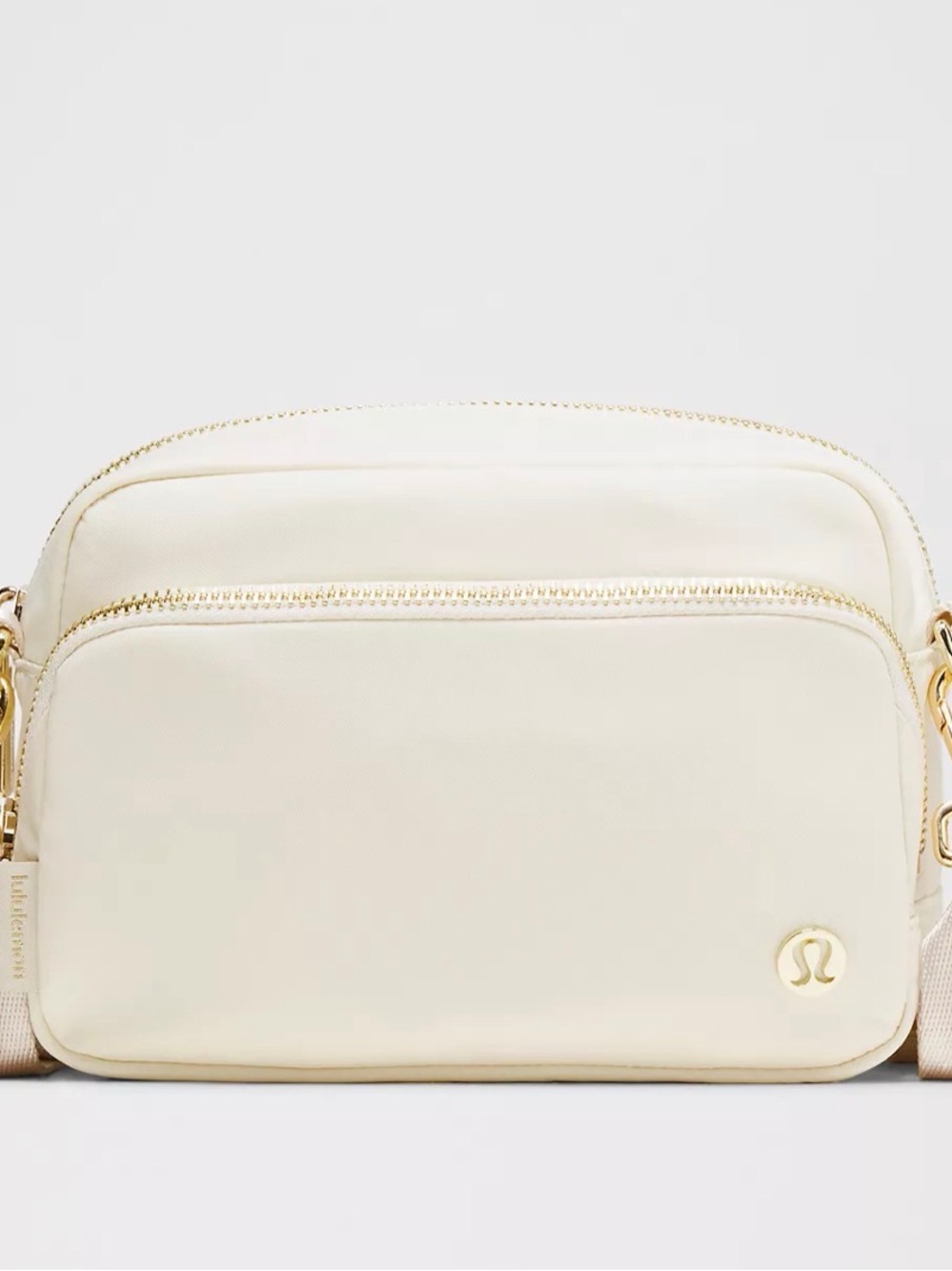 NWT lululemon Everywhere Crossbody Bag with Gold Hardware - Light Ivory/Gold